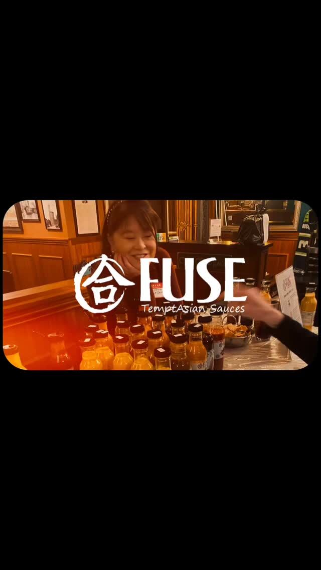 I will be the first to admit I am tech challenged, so I had nothing to do with this short video! 

Someone sent it to me so I thought I'd share! :)

If you've never tried these sauces and want to, come see us tomorrow for some samples and ideas on holiday dishes @ #doubleddmeats Wed nov 28th (2-5)

Thanks for the video #andrebryant #abcreativedesign1

Happy Thanksgiving 🦃, one and all!

#ronaldpalmer #bannerbank #seattlefoodies #thanksgiving
